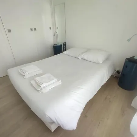 Appartement Pour 4/5 Personnes, Les Pieds Dans L'eau *