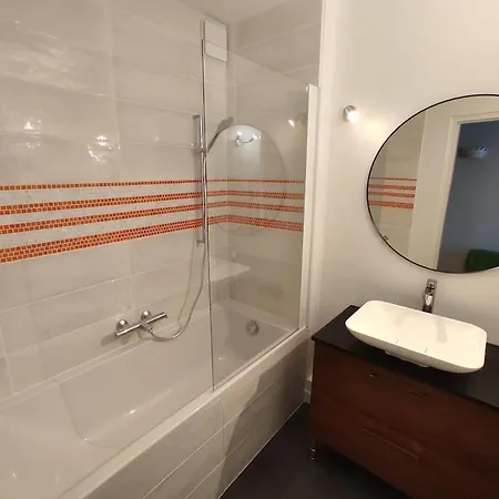 Pour 4/5 Personnes, Les Pieds Dans L'eau La Baule