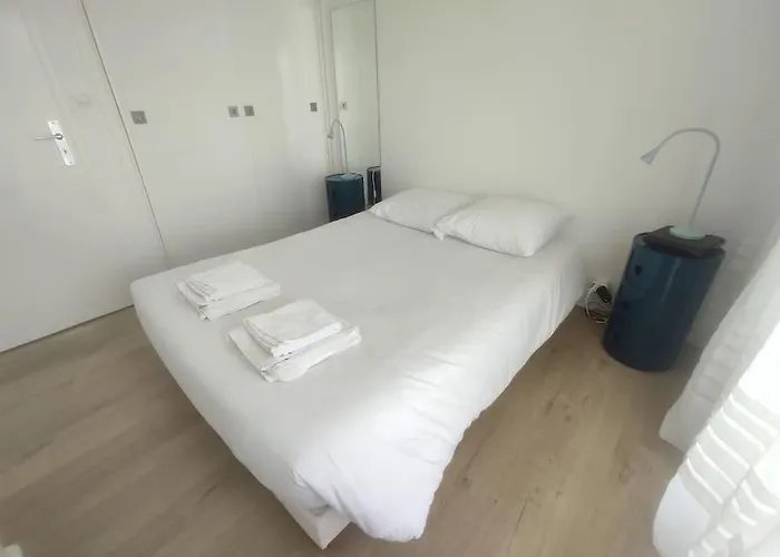 Apartment Pour 4/5 Personnes, Les Pieds Dans L'eau *